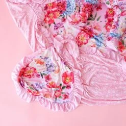 Posh Peanut Brisa + Anne Luxe Ruffled Patoo Blanket For Kids 4 Posh Peanut Brisa + Anne Luxe Ruffled Patoo Blanket For Kids -Posh Peanu Shop unnamed file 237